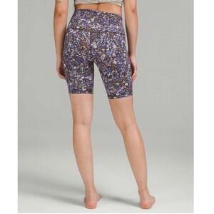 Lululemon Align High Rise 8 Inch Flower Burst Multi Bike Shorts‎ Size 6